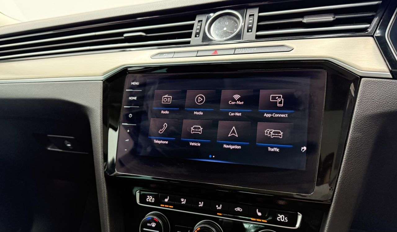 2018 VOLKSWAGEN PASSAT 2018 VOLKSWAGEN PASSAT