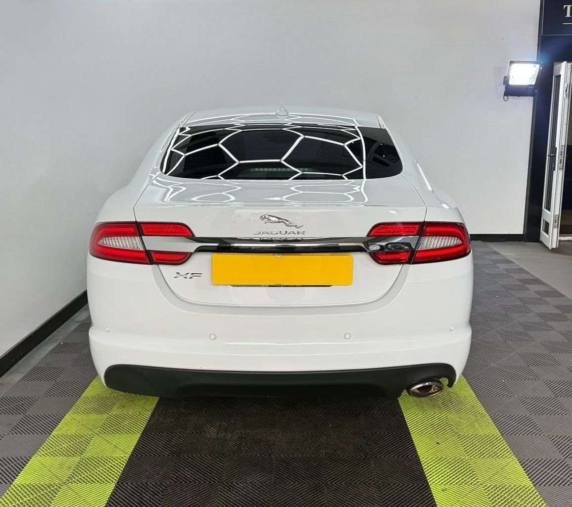 2014 JAGUAR XF 2014 JAGUAR XF