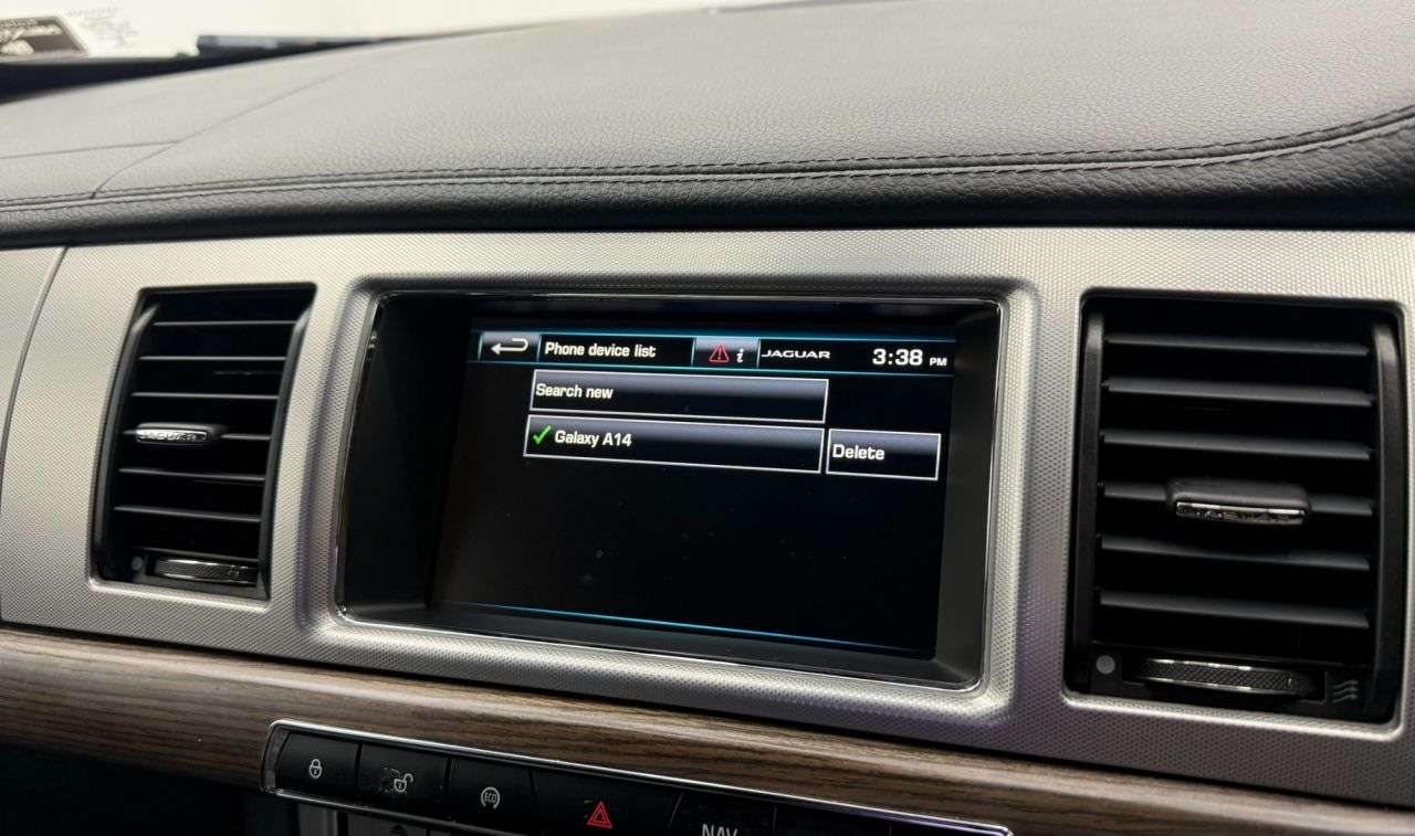 2014 JAGUAR XF 2014 JAGUAR XF