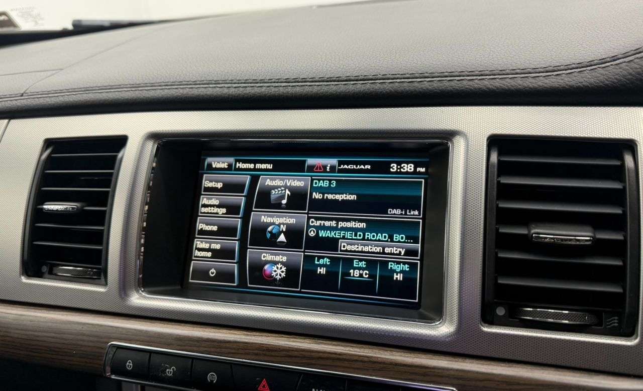 2014 JAGUAR XF 2014 JAGUAR XF