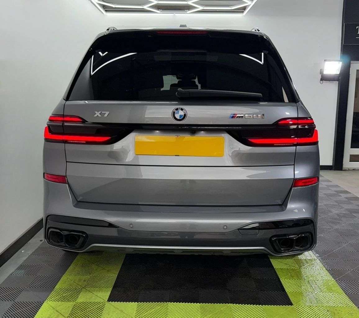 2023 BMW X7 2023 BMW X7