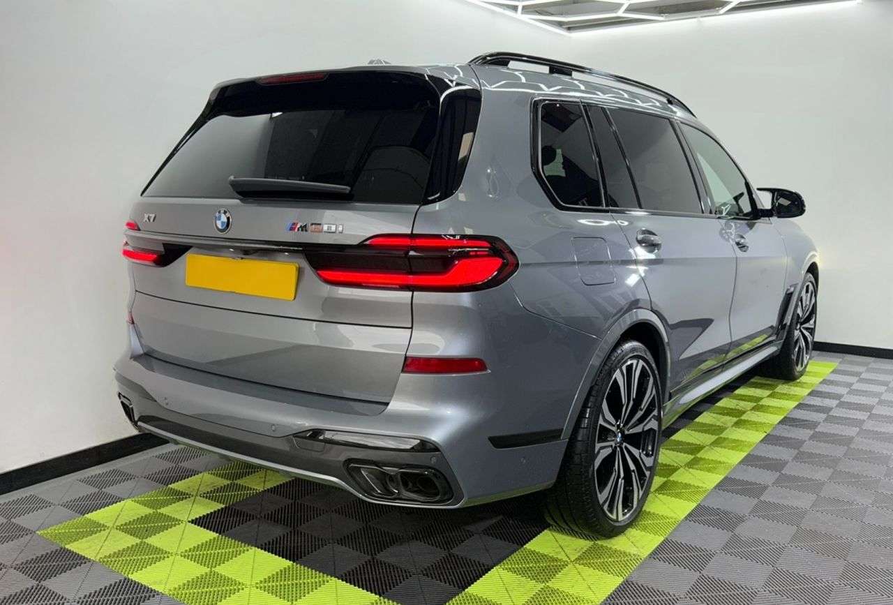 2023 BMW X7 2023 BMW X7