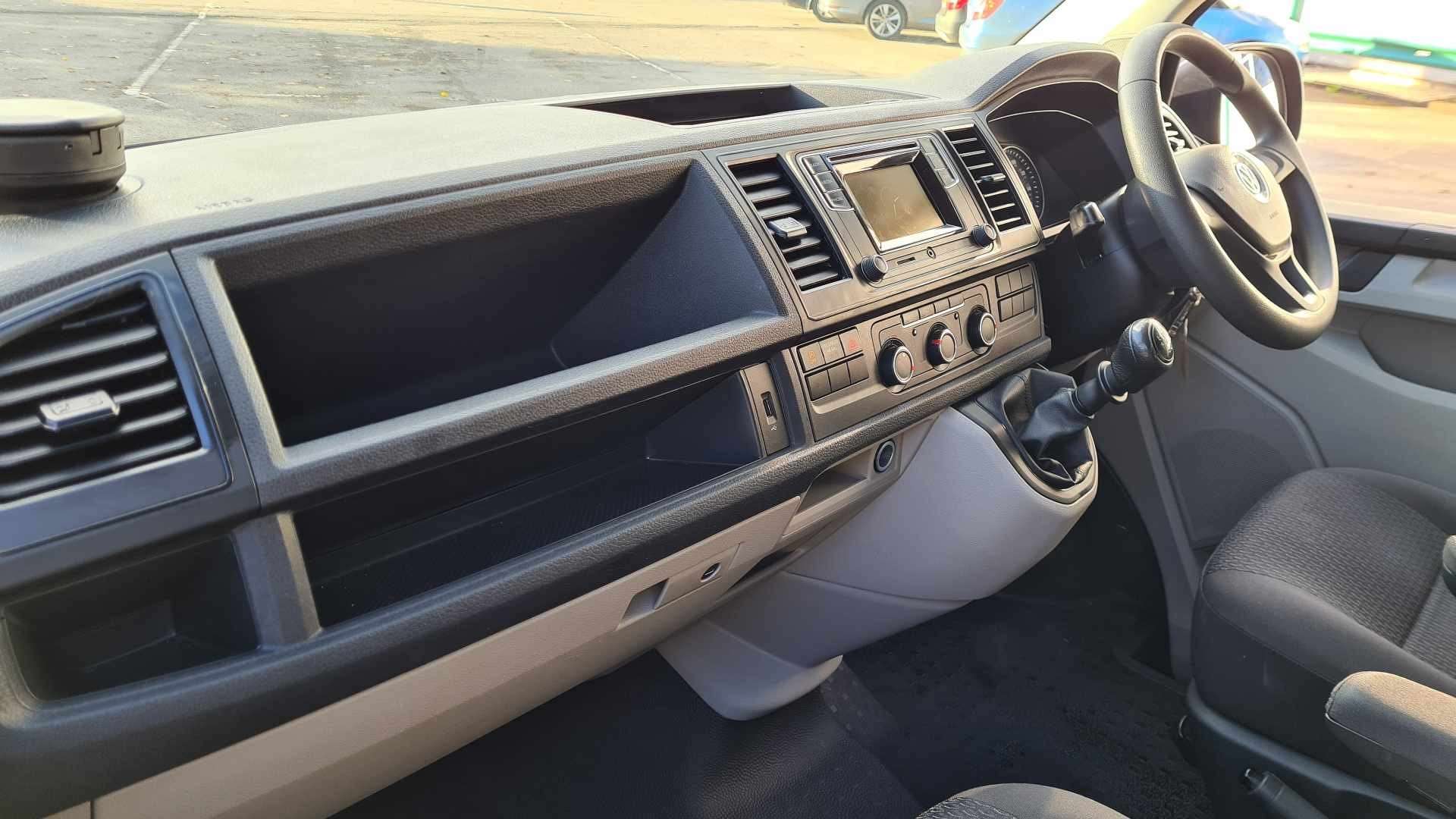 2018 VOLKSWAGEN TRANSPORTER 2018 VOLKSWAGEN TRANSPORTER