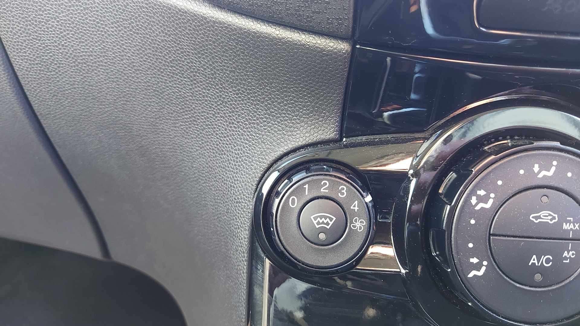 2013 FORD FIESTA 2013 FORD FIESTA