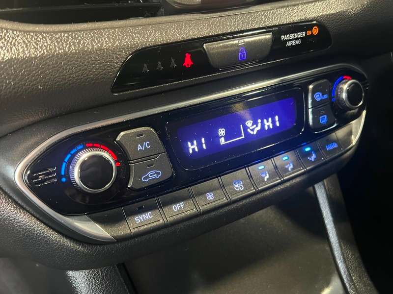 2018 HYUNDAI I30 2018 HYUNDAI I30