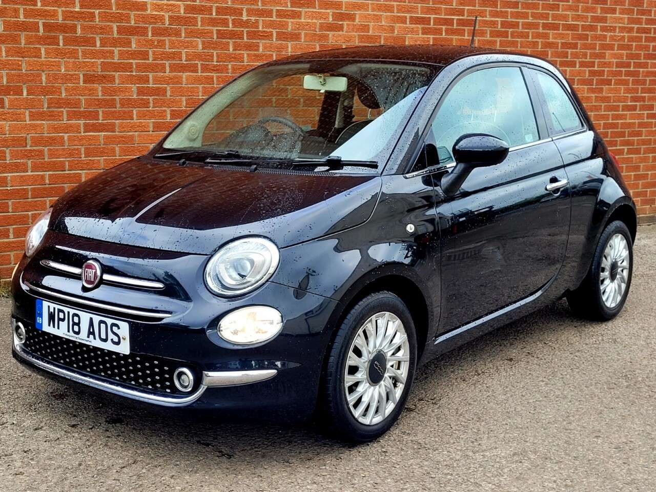 2018 FIAT 500 2018 FIAT 500