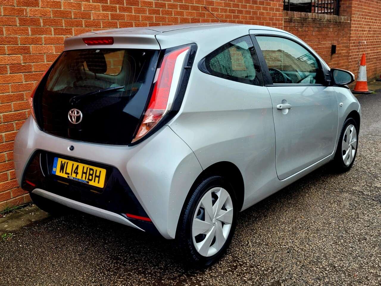 2014 TOYOTA AYGO 2014 TOYOTA AYGO