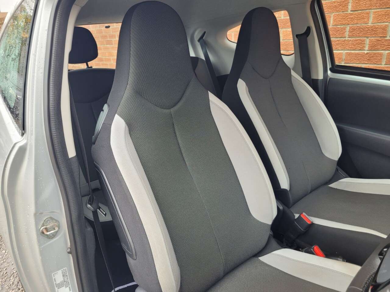 2014 TOYOTA AYGO 2014 TOYOTA AYGO