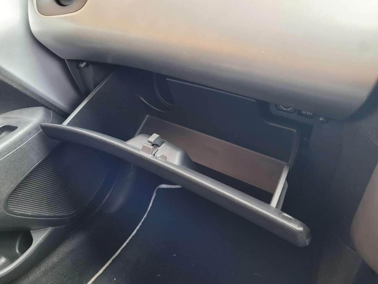 2014 TOYOTA AYGO 2014 TOYOTA AYGO