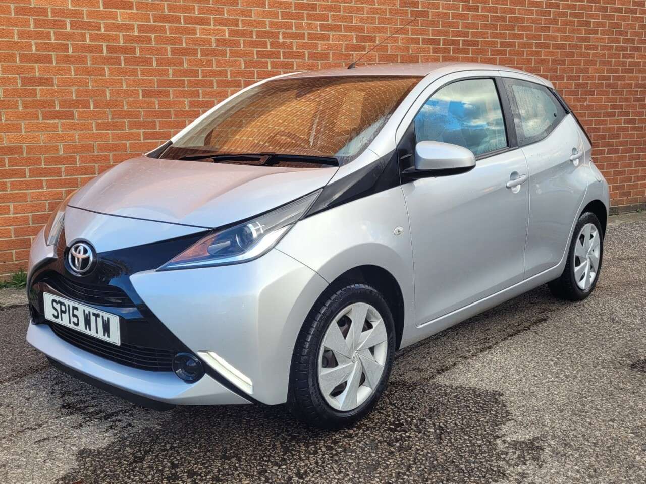 2015 TOYOTA AYGO 2015 TOYOTA AYGO