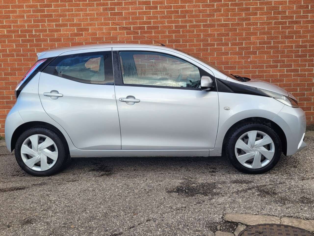 2015 TOYOTA AYGO 2015 TOYOTA AYGO