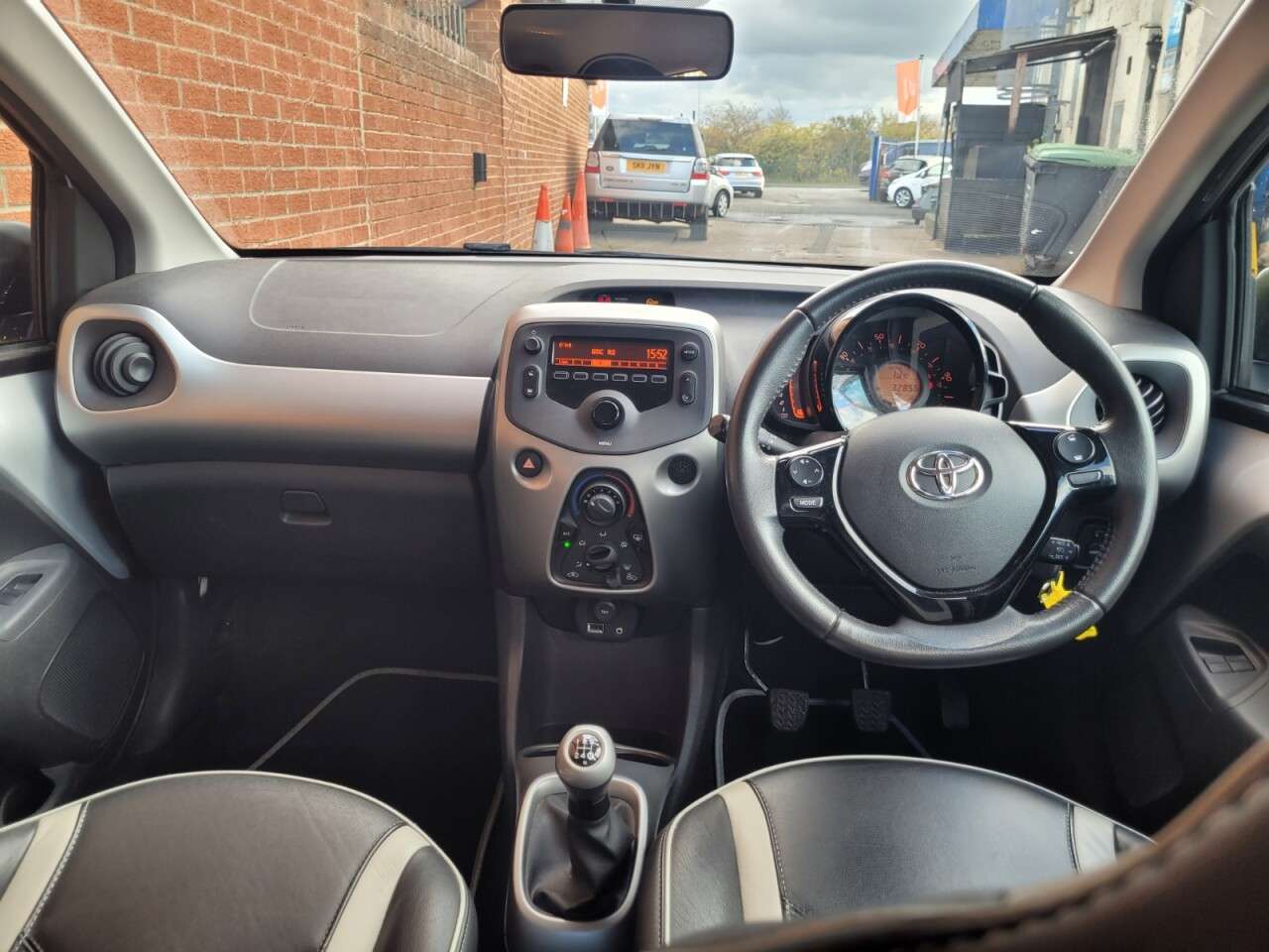 2015 TOYOTA AYGO 2015 TOYOTA AYGO