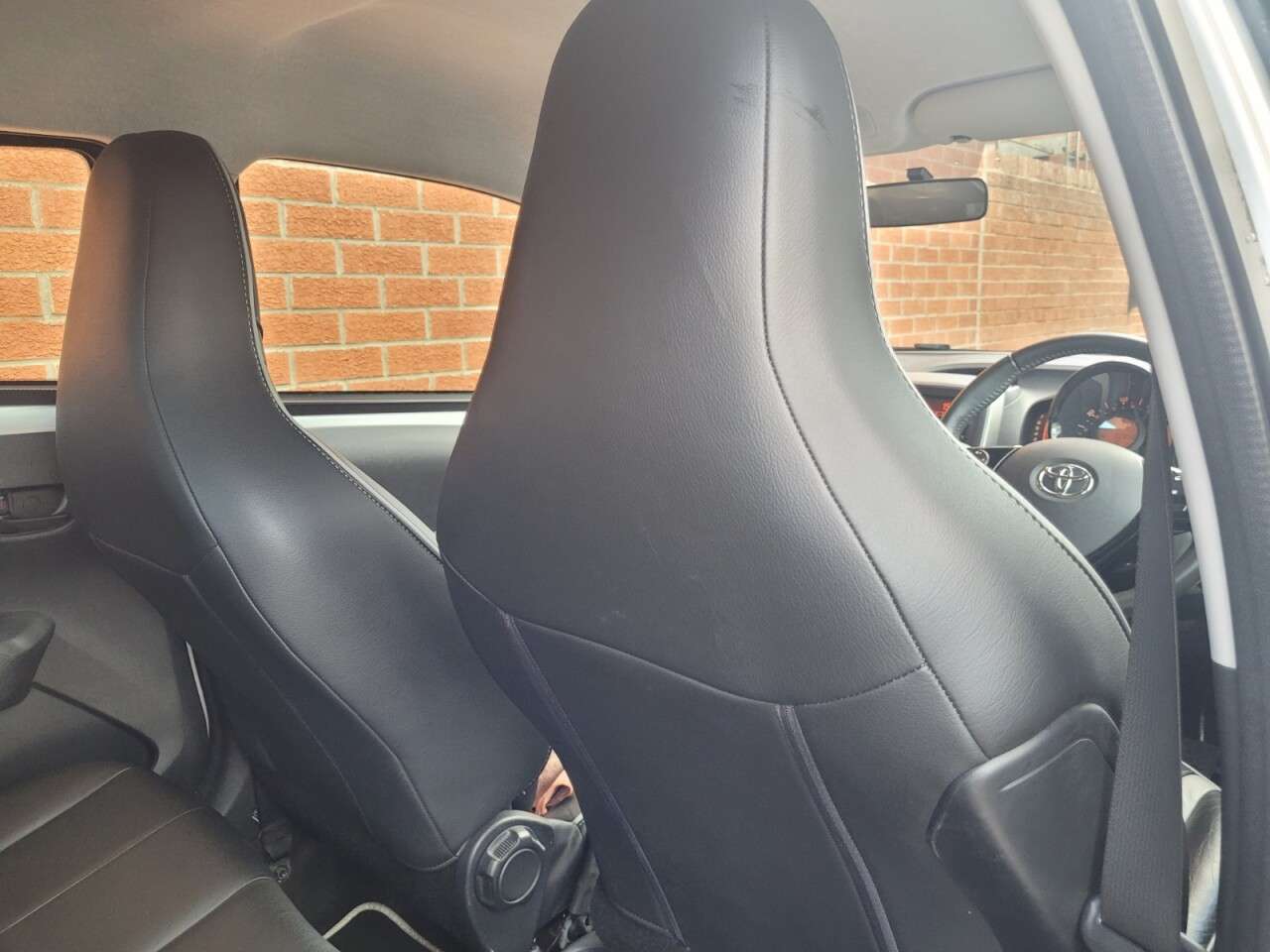 2015 TOYOTA AYGO 2015 TOYOTA AYGO