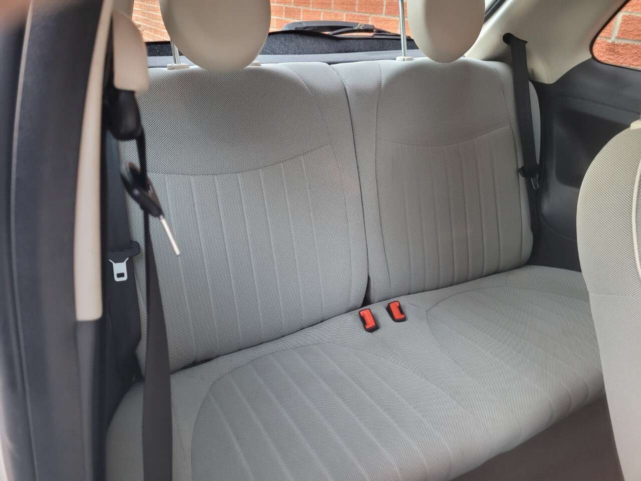 2011 FIAT 500 2011 FIAT 500