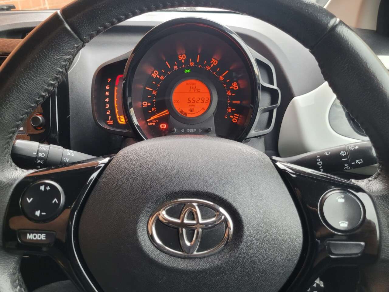 2017 TOYOTA AYGO 2017 TOYOTA AYGO