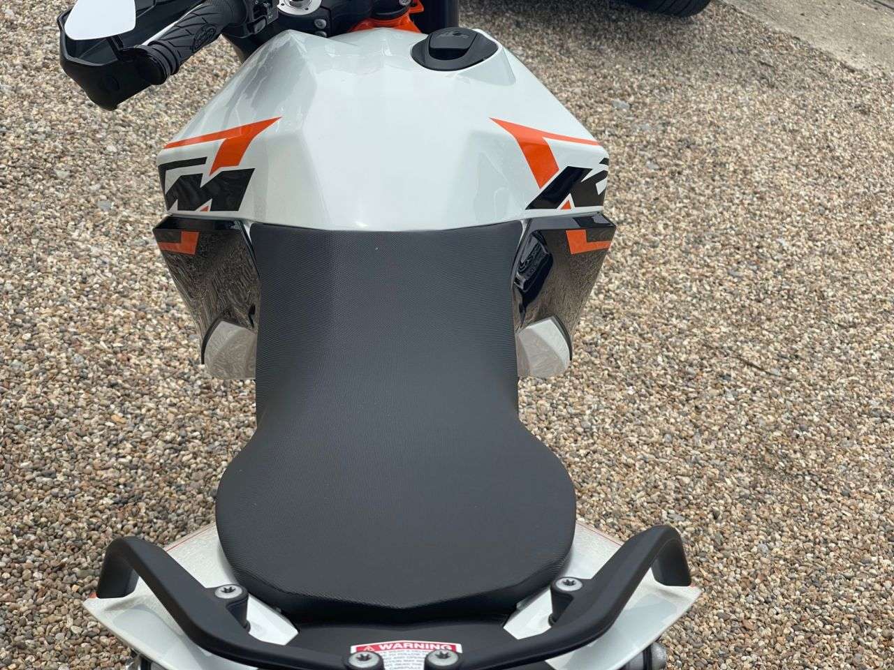 2013 KTM 990 SUPERMOTO R 13 2013 KTM 990 SUPERMOTO R 13