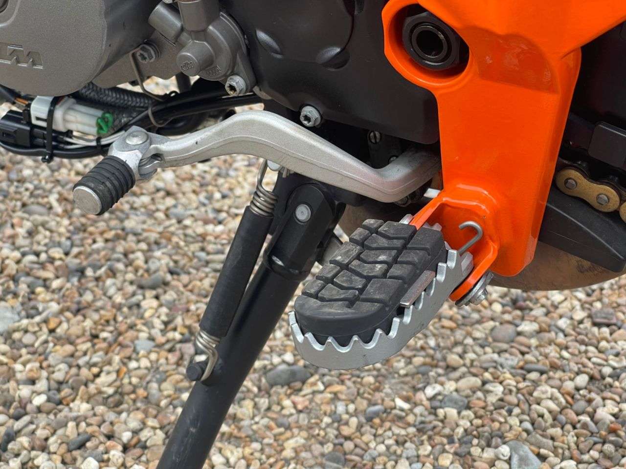 2013 KTM 990 SUPERMOTO R 13 2013 KTM 990 SUPERMOTO R 13