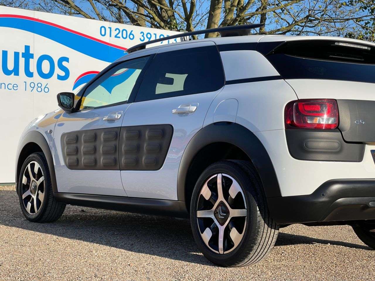 2015 CITROEN C4 CACTUS 2015 CITROEN C4 CACTUS