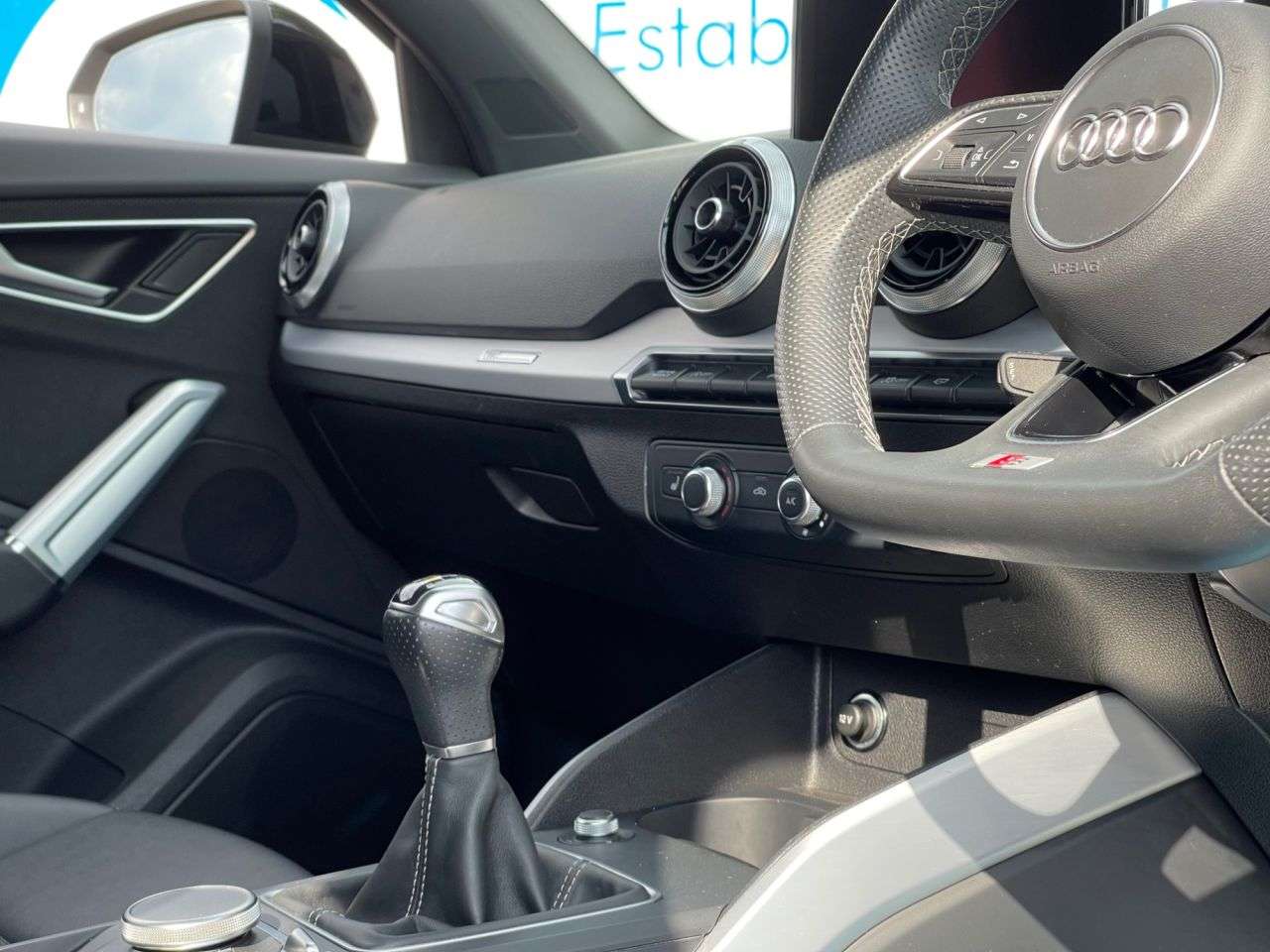 2023 AUDI Q2 2023 AUDI Q2