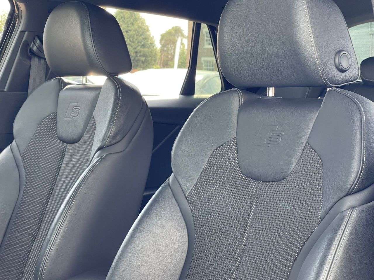 2023 AUDI Q2 2023 AUDI Q2