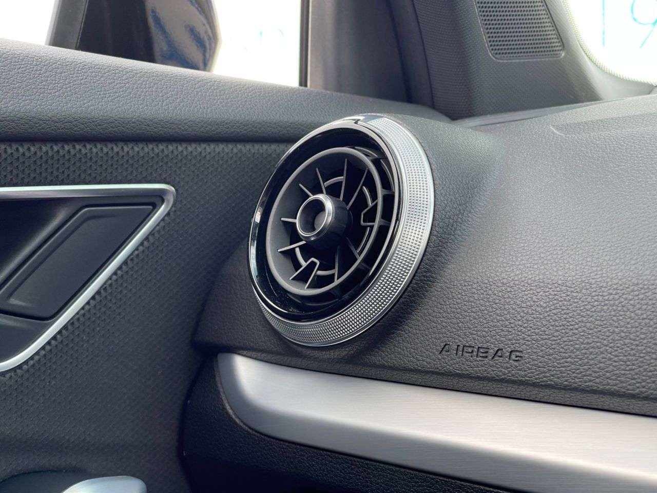 2023 AUDI Q2 2023 AUDI Q2