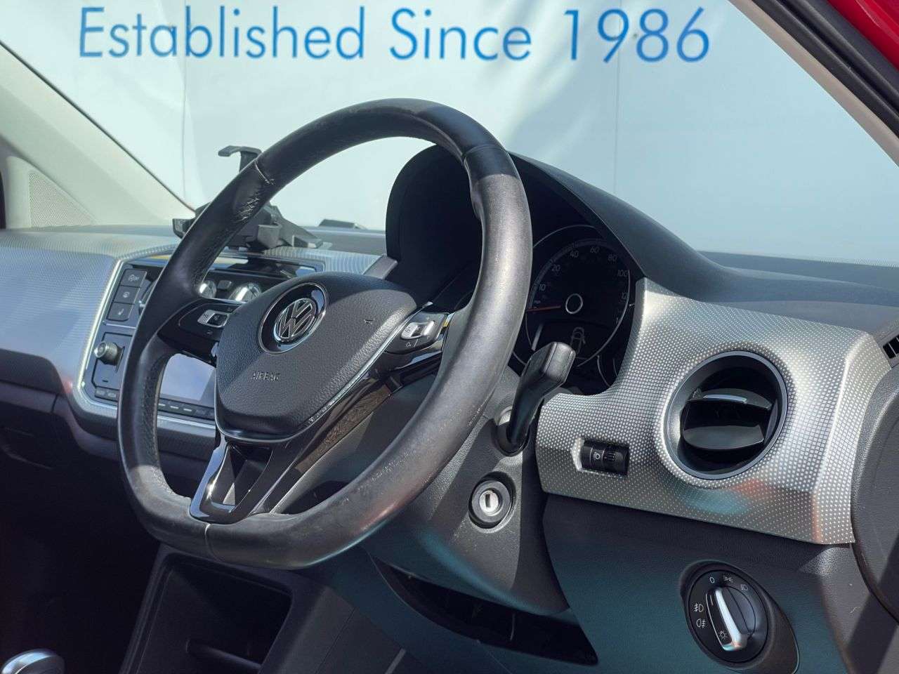 2016 VOLKSWAGEN UP! 2016 VOLKSWAGEN UP!