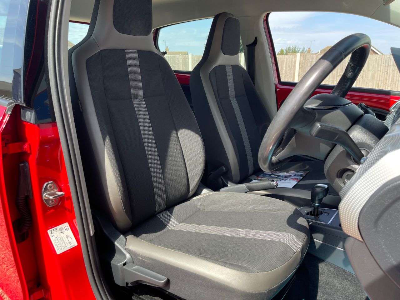 2016 VOLKSWAGEN UP! 2016 VOLKSWAGEN UP!