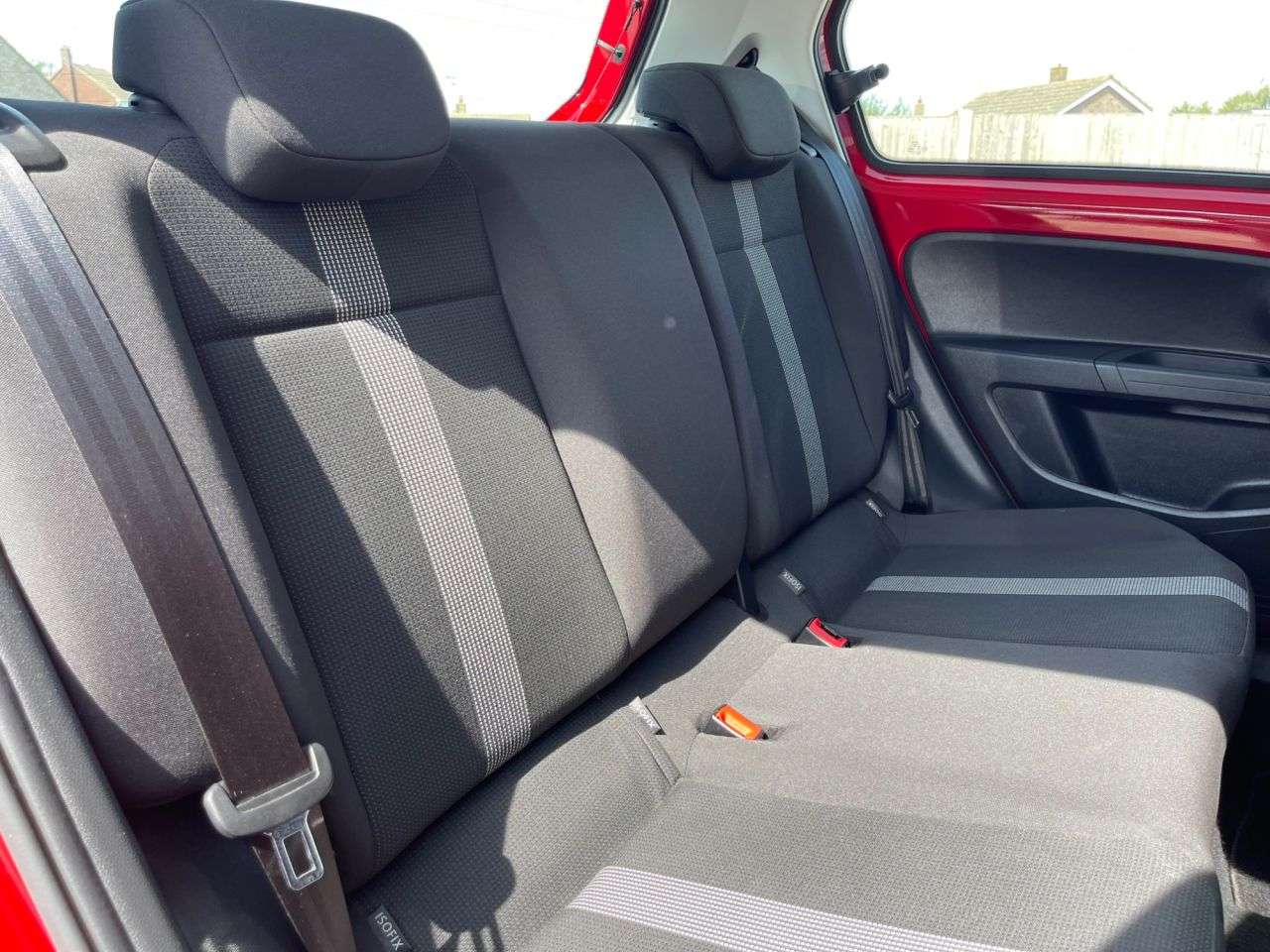 2016 VOLKSWAGEN UP! 2016 VOLKSWAGEN UP!