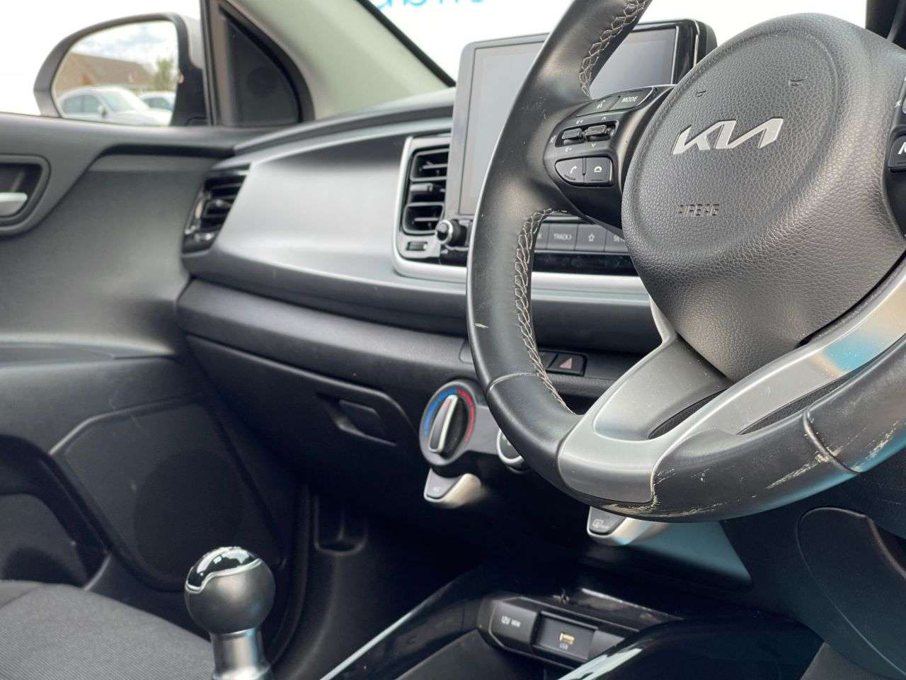 2022 KIA RIO 2022 KIA RIO