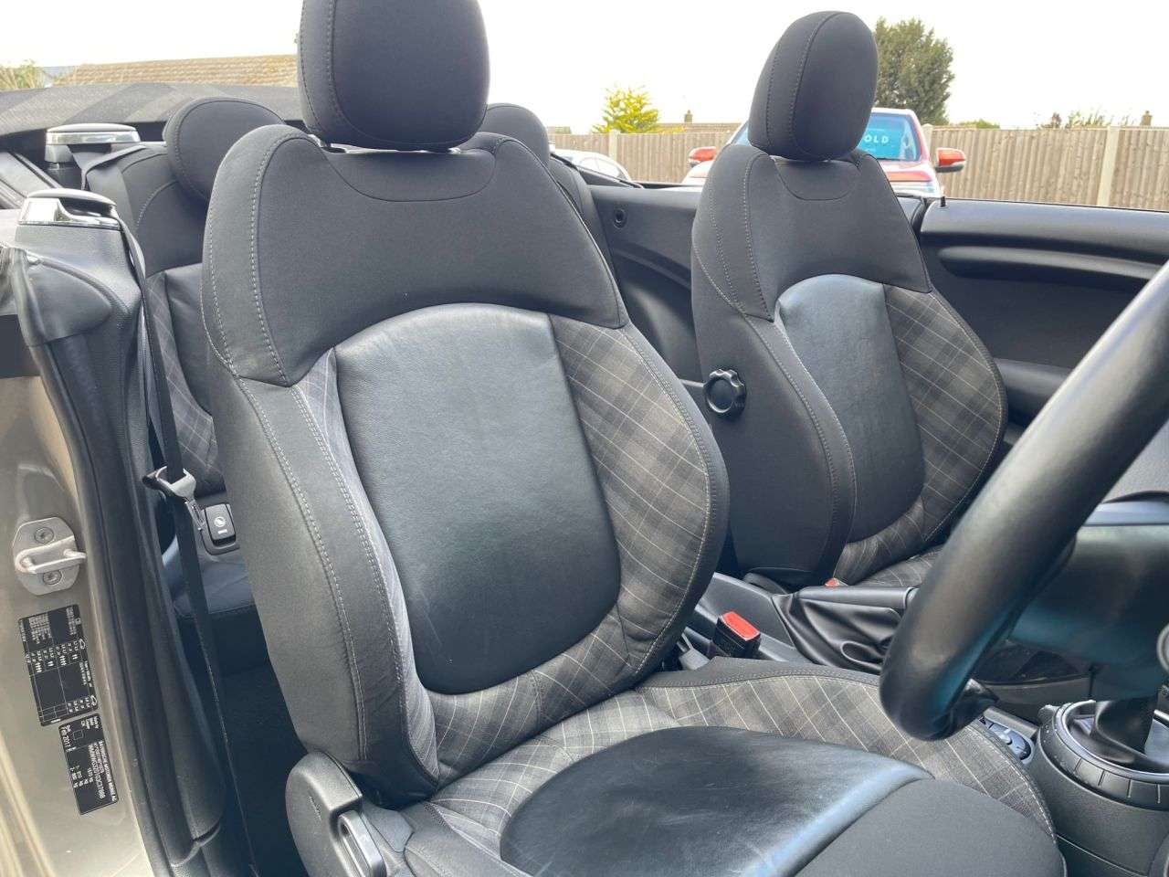 2017 MINI CONVERTIBLE 2017 MINI CONVERTIBLE