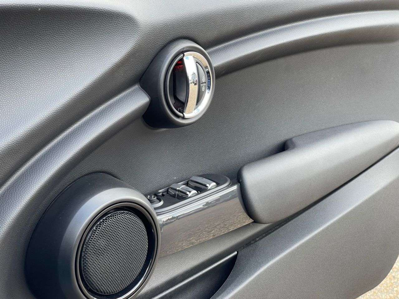 2017 MINI CONVERTIBLE 2017 MINI CONVERTIBLE