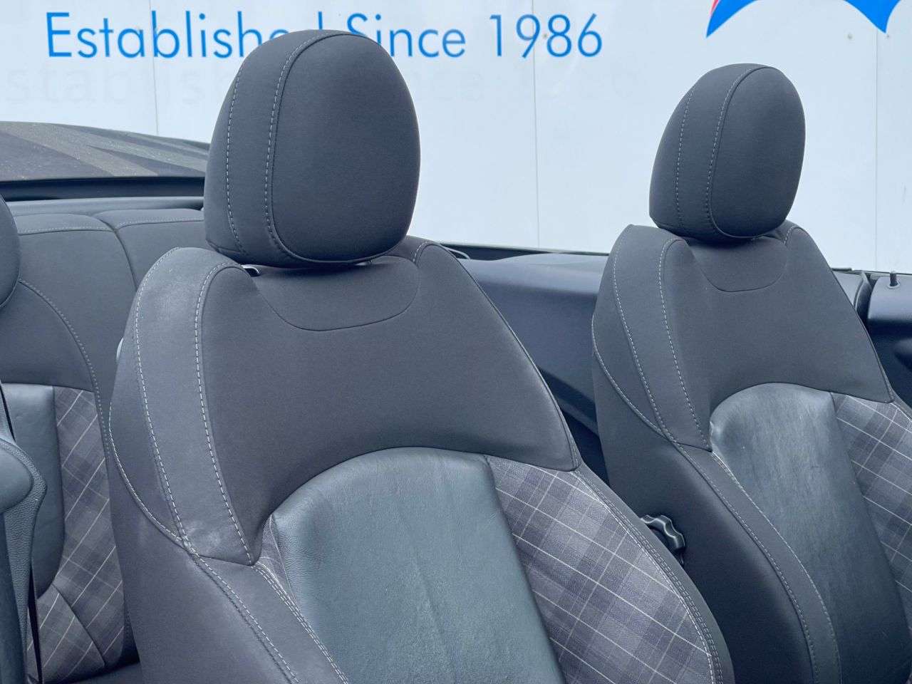 2017 MINI CONVERTIBLE 2017 MINI CONVERTIBLE