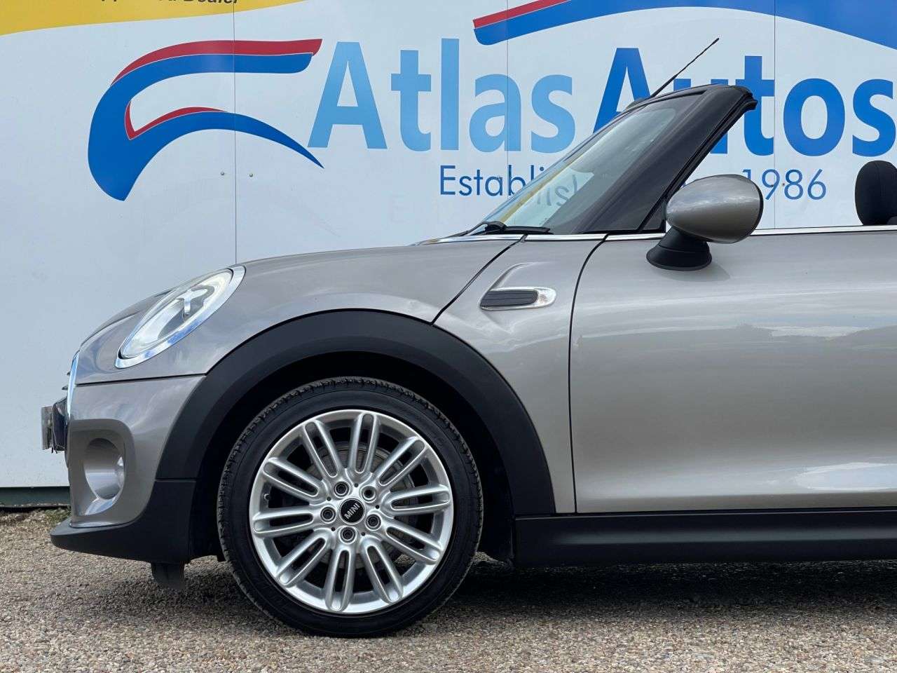 2017 MINI CONVERTIBLE 2017 MINI CONVERTIBLE