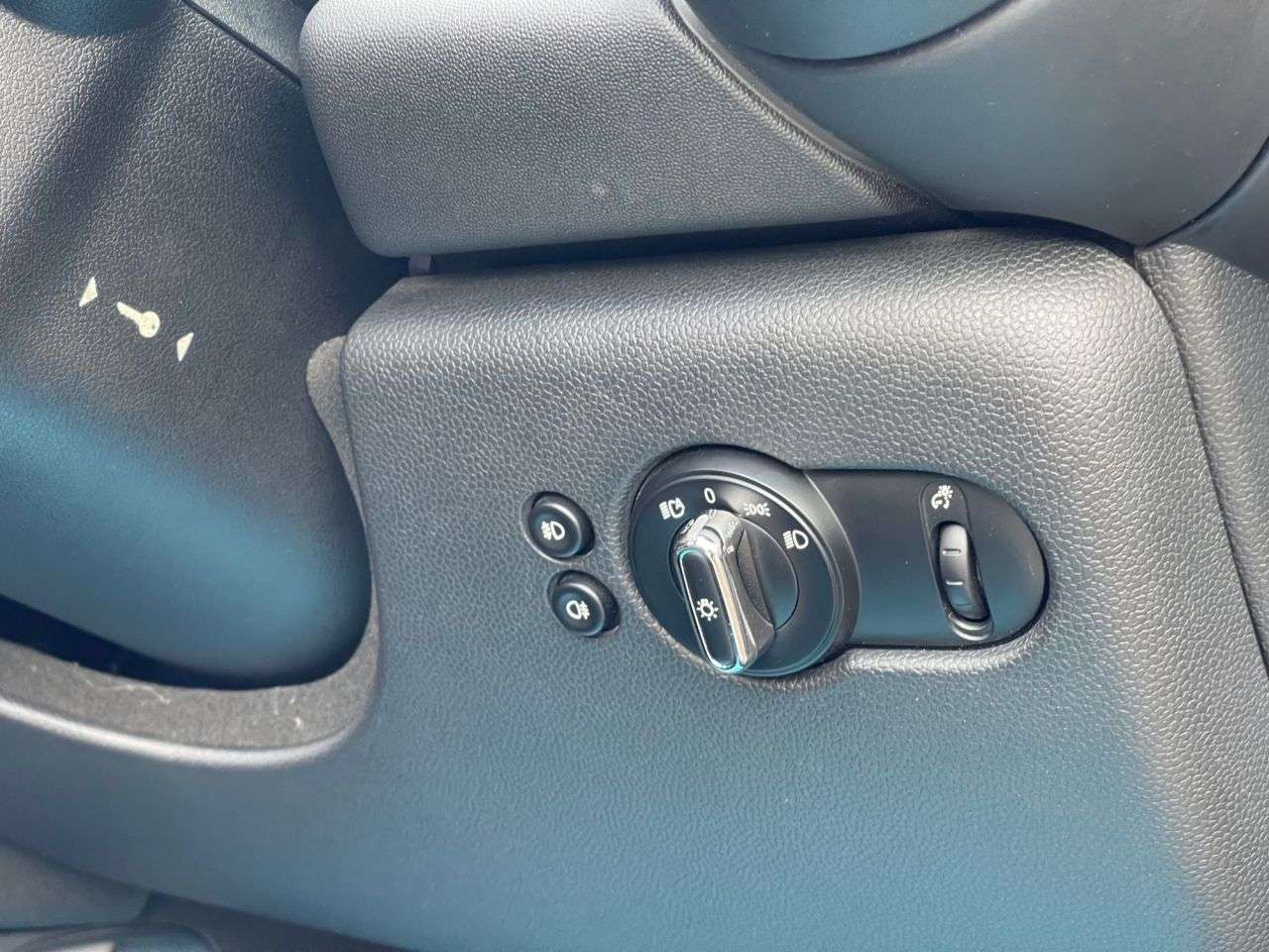 2017 MINI CONVERTIBLE 2017 MINI CONVERTIBLE