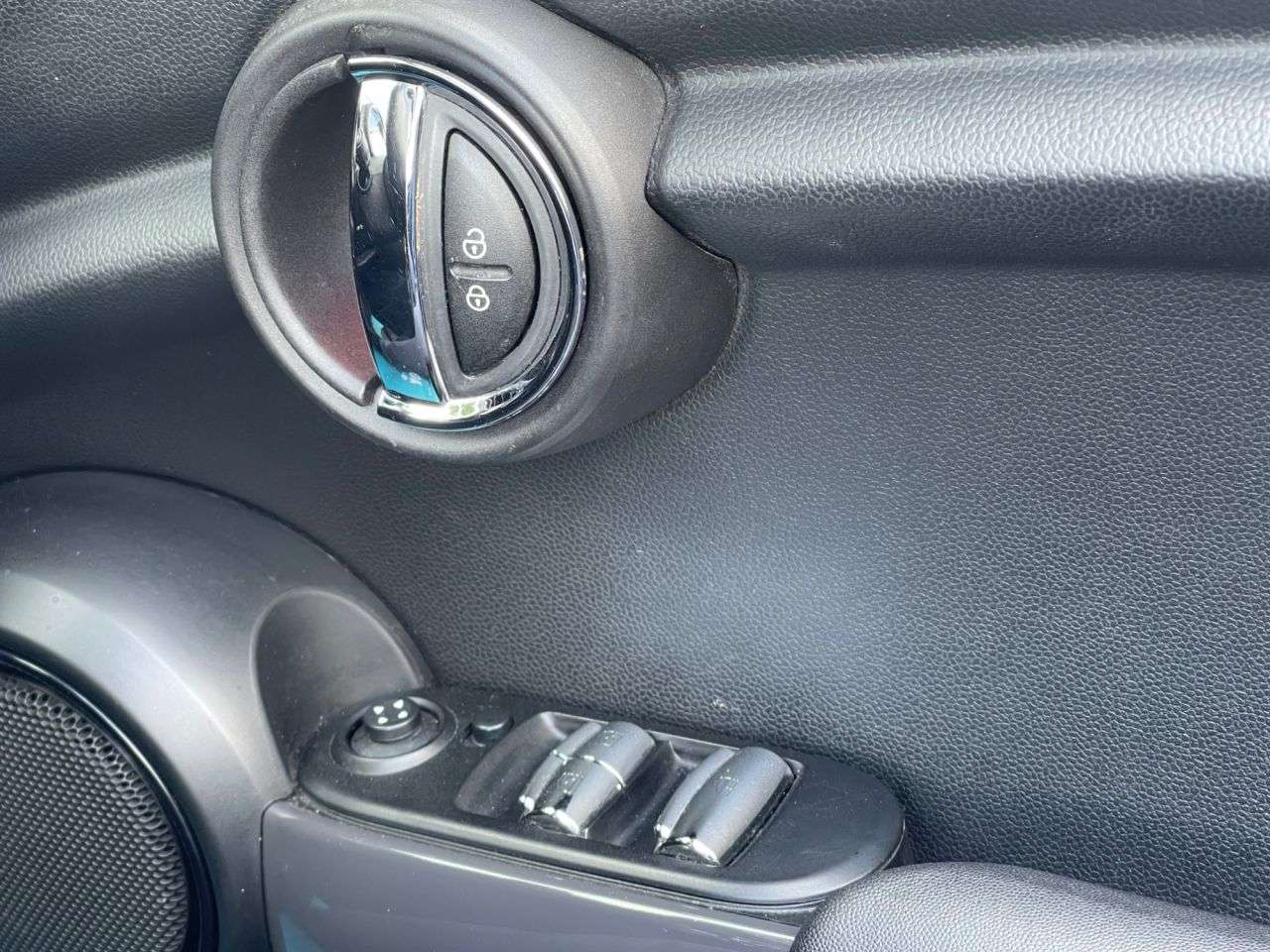 2017 MINI CONVERTIBLE 2017 MINI CONVERTIBLE