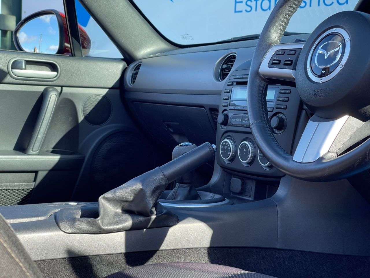 2010 MAZDA MX-5 2010 MAZDA MX-5