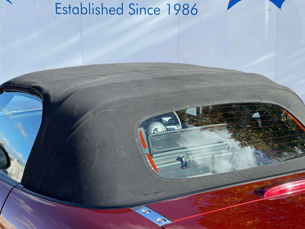 2010 MAZDA MX-5 2010 MAZDA MX-5