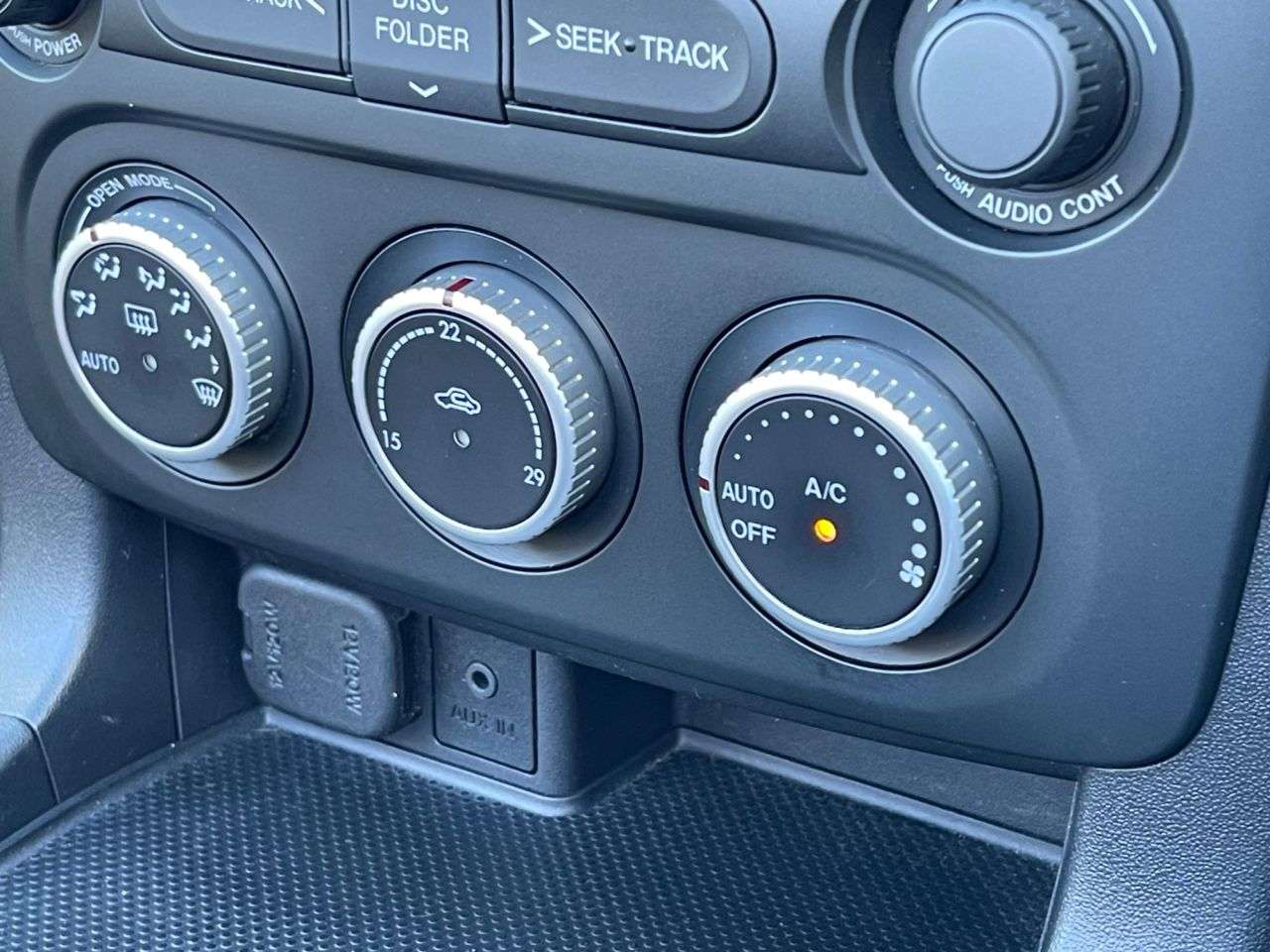 2010 MAZDA MX-5 2010 MAZDA MX-5