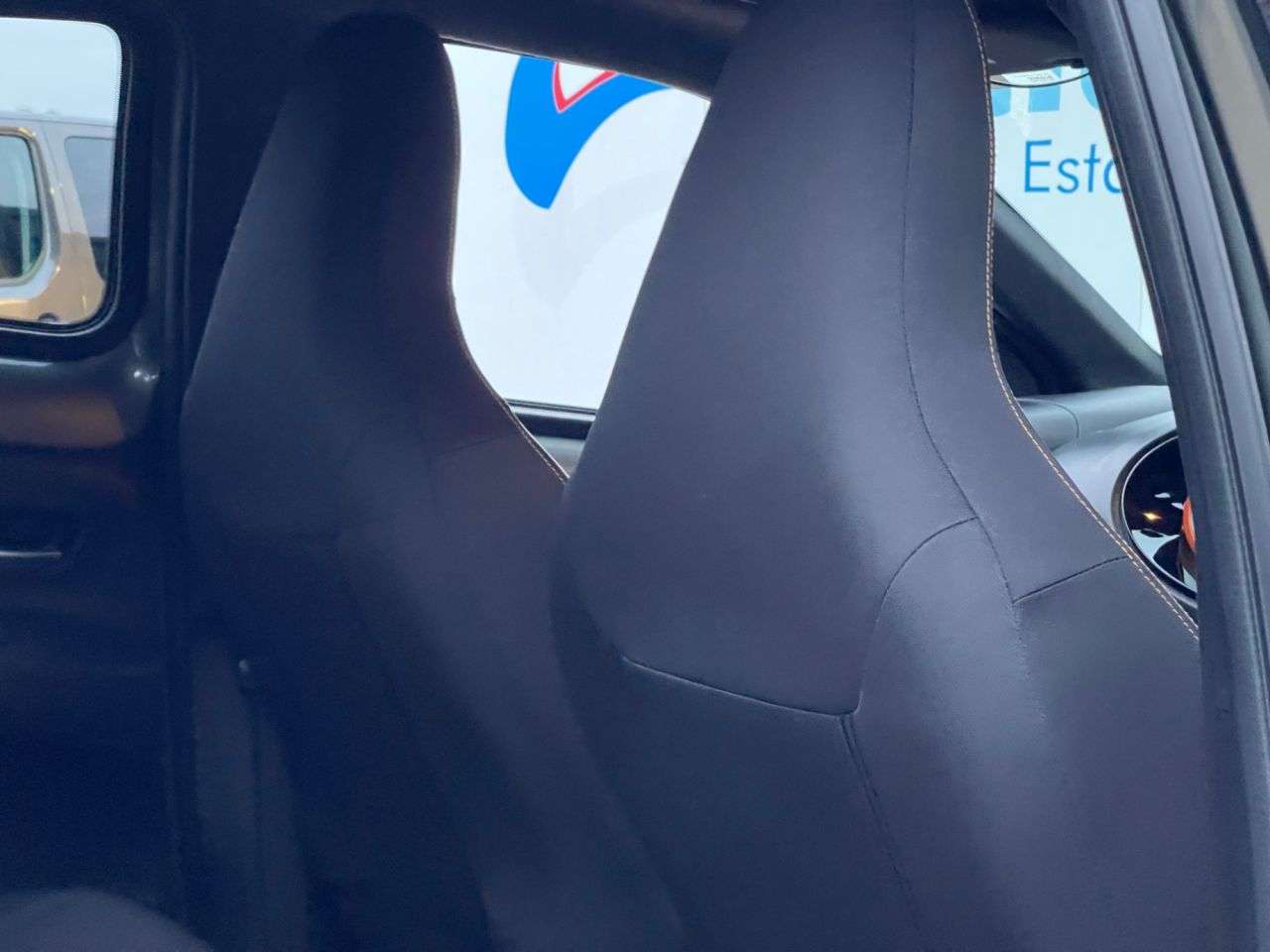 2022 TOYOTA AYGO X 2022 TOYOTA AYGO X