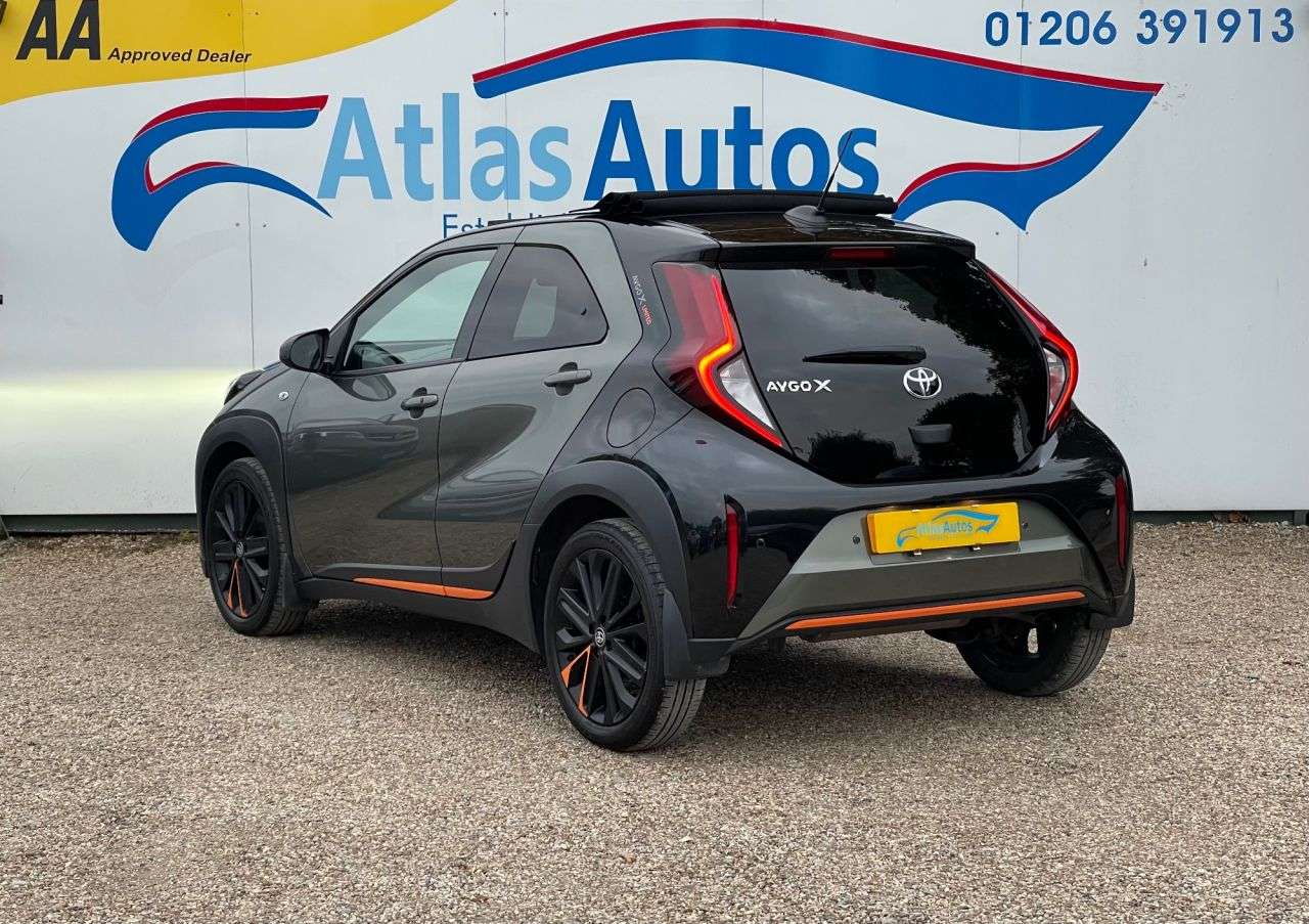 2022 TOYOTA AYGO X 2022 TOYOTA AYGO X