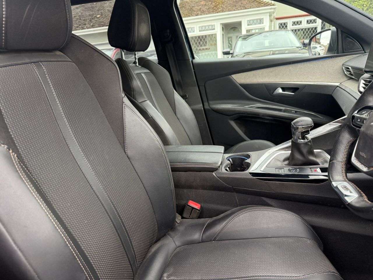 2022 PEUGEOT 3008 2022 PEUGEOT 3008