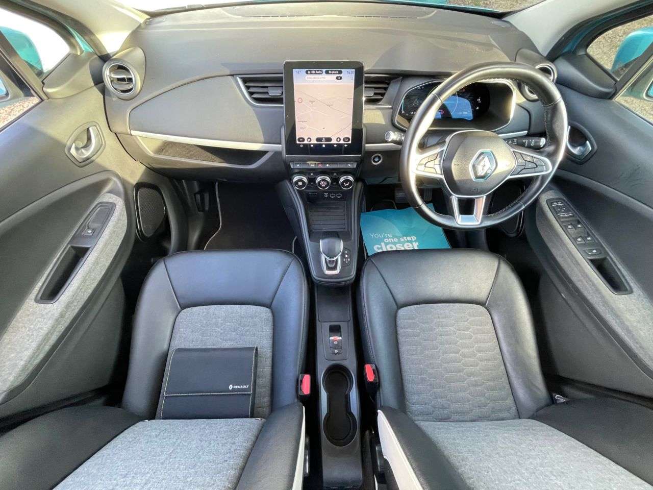 2020 RENAULT ZOE 2020 RENAULT ZOE
