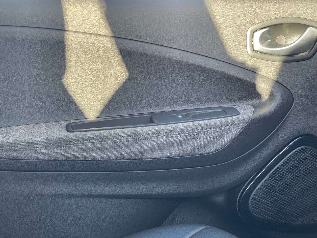 2020 RENAULT ZOE 2020 RENAULT ZOE