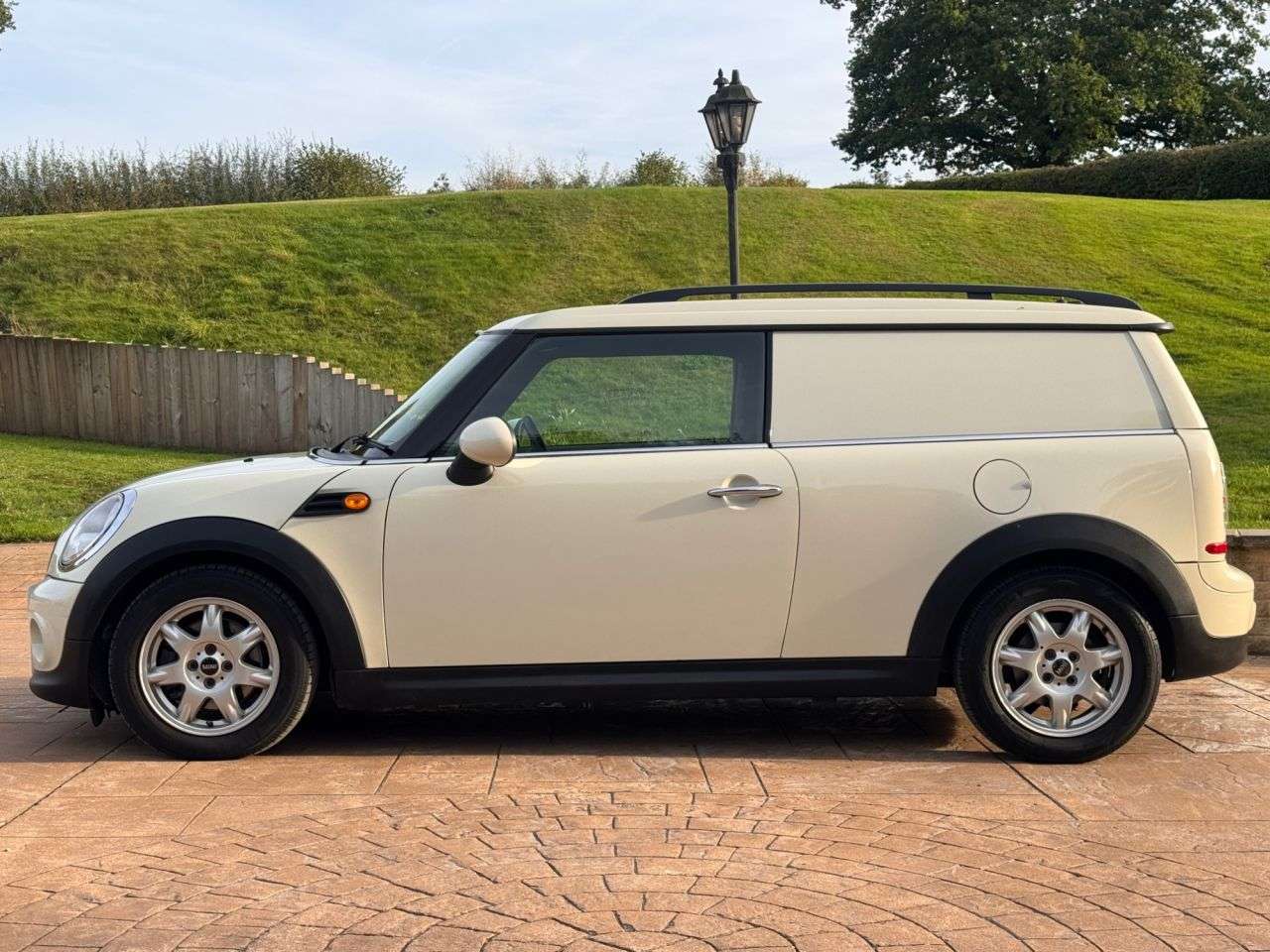 2013 MINI CLUBVAN 2013 MINI CLUBVAN