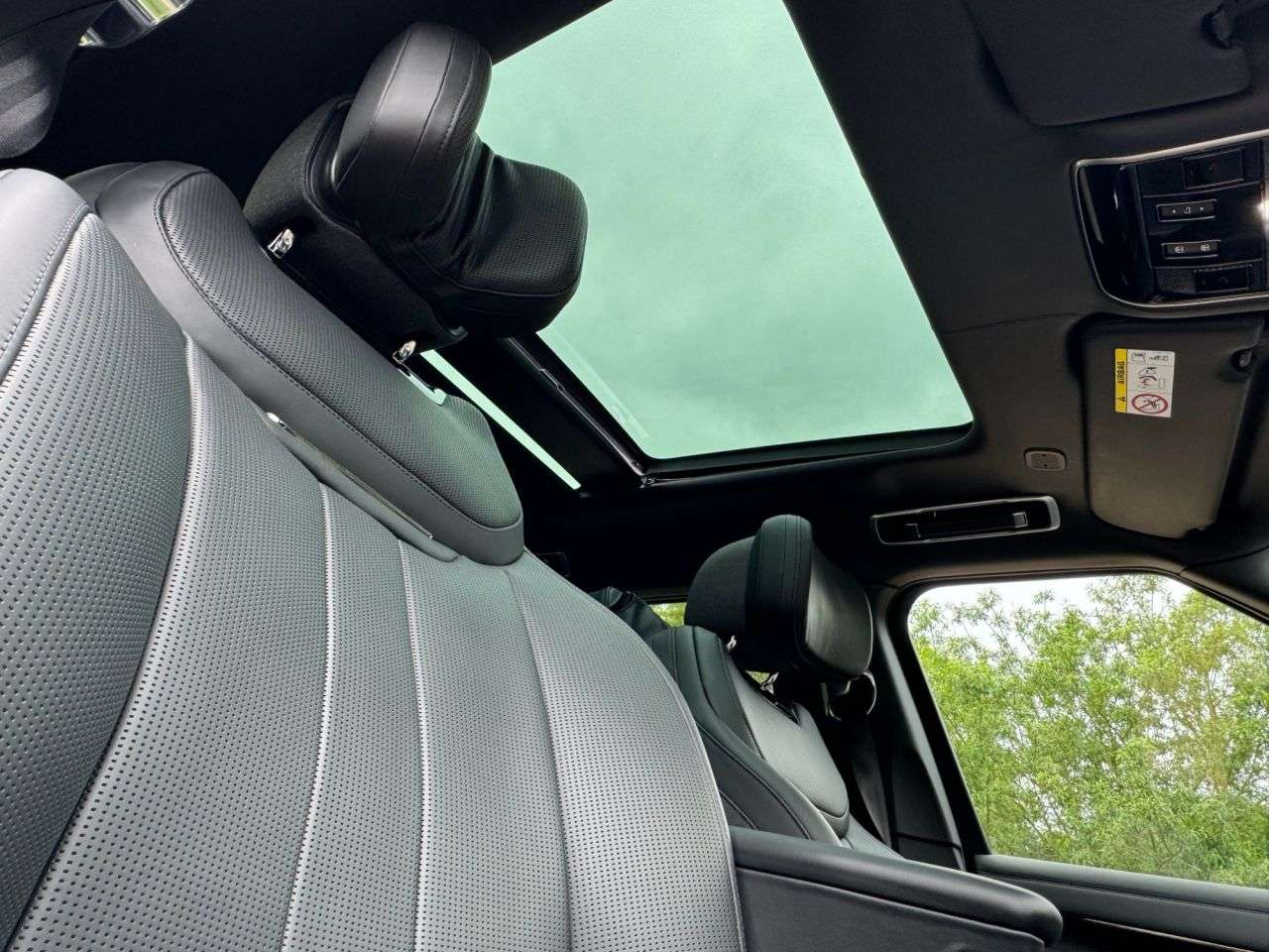 null LAND ROVER RANGE ROVER null LAND ROVER RANGE ROVER