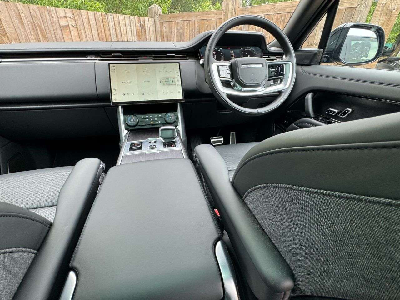 null LAND ROVER RANGE ROVER null LAND ROVER RANGE ROVER