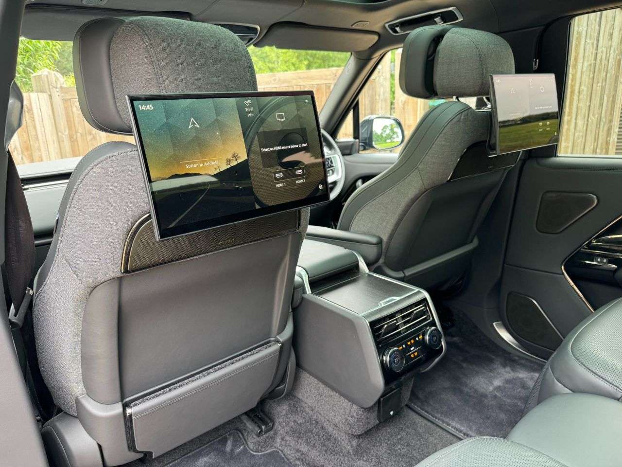 null LAND ROVER RANGE ROVER null LAND ROVER RANGE ROVER