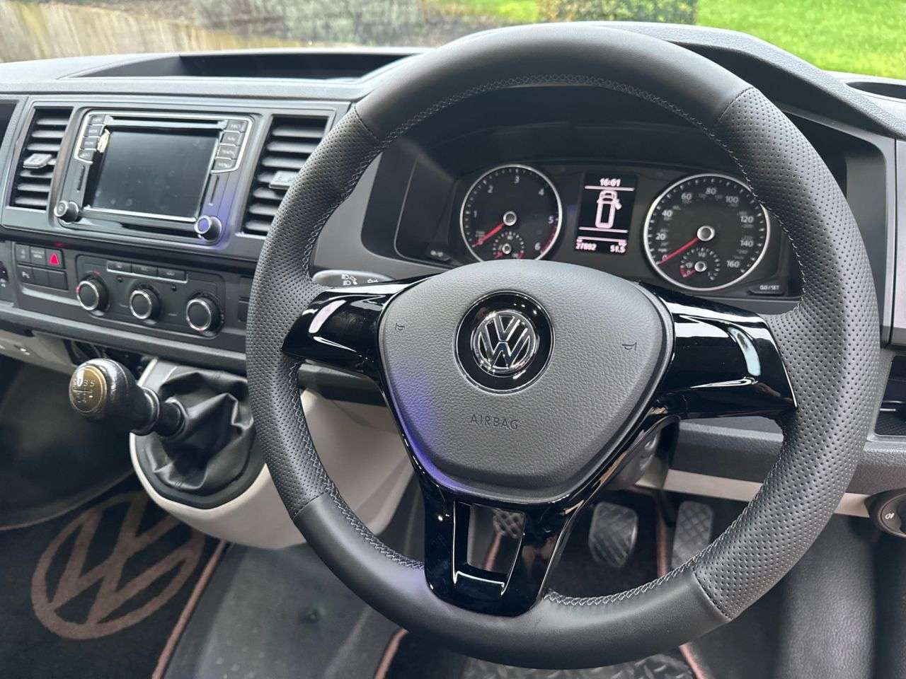 null VOLKSWAGEN TRANSPORTER null VOLKSWAGEN TRANSPORTER