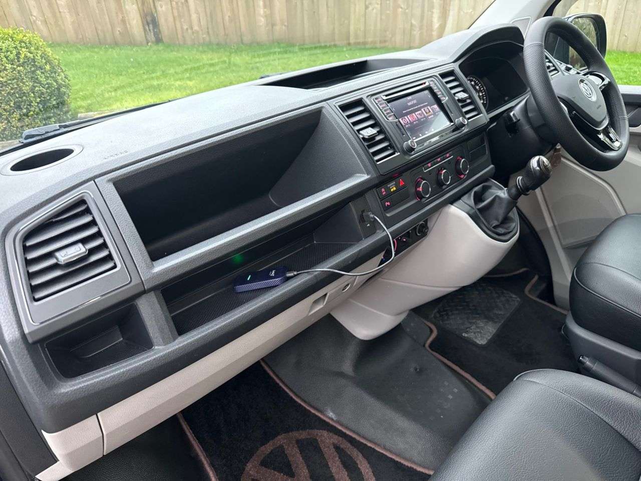 null VOLKSWAGEN TRANSPORTER null VOLKSWAGEN TRANSPORTER