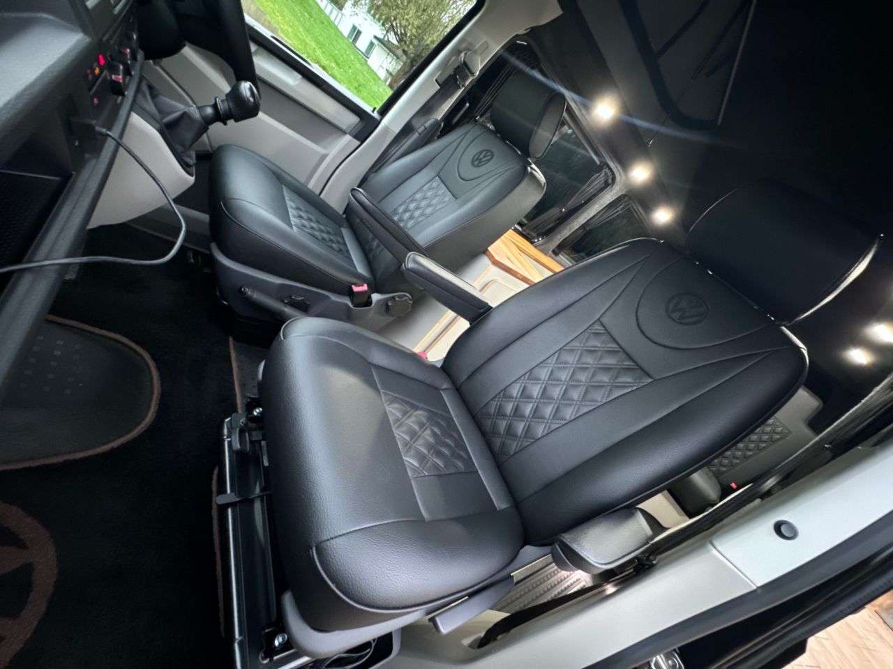 null VOLKSWAGEN TRANSPORTER null VOLKSWAGEN TRANSPORTER